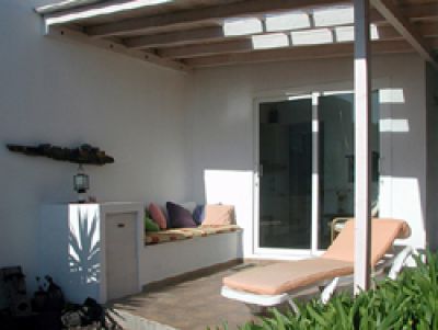 Die Terrasse vor dem Ferienhaus auf Lanzarote