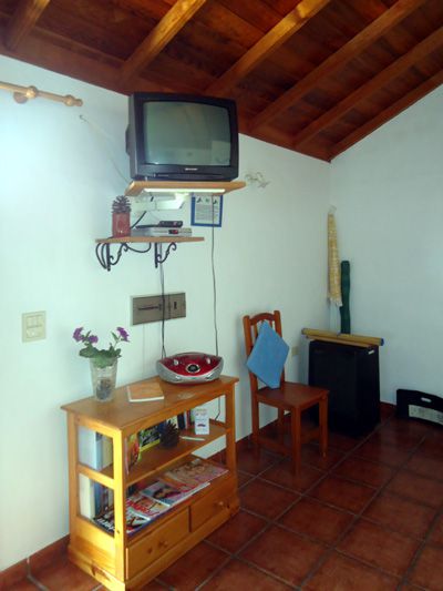 Wohnraum mit SAT - TV