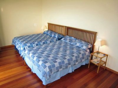 MAD-033 Schlafzimmer mit Doppelbett