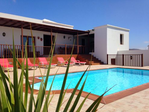 Ferienhaus Lanzarote mit Pool / L-110
