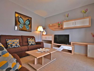 Villa  in Playa Blanca L-022 Wohnzimmer mit SAT-TV