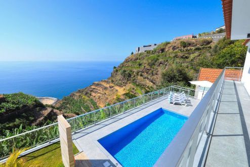Madeira elegante Villa mit Pool und Meerblick