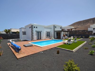 Villa mit Pool in Playa Blanca L-018 Haus und Pool
