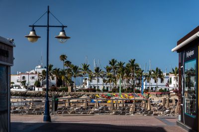 Blick auf den alten Stadtteil von Puerto de Mogan