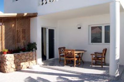 Terrasse unten Ferienwohnung F-176 in Tarajalejo auf Fuerteventura