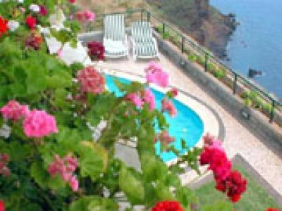 Ferienhaus für 8 Personen mit Pool auf Madeira