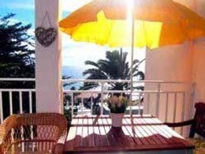 Ferienwohnung Madeira MAD-122 Balkon mit Sonnenschirm