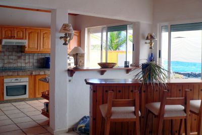 Ferienhaus La Palma Blick in die Küche