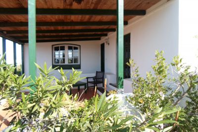 Lanzarote Villa L-046 Terrasse mit Garten