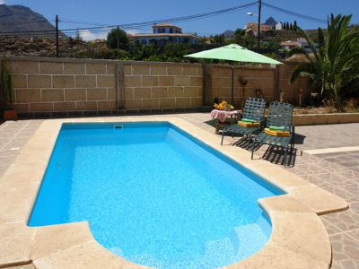 Ferienhaus mit Pool in Arona