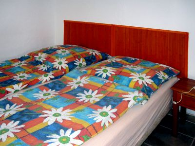 Ferienwohnung F-175 Schlafzimmer mit Doppelbett