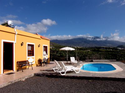 Poolterrasse Ferienhaus mit Pool in Tazacorte