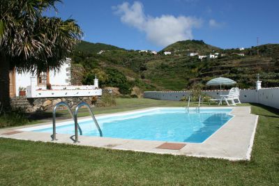 Finca La Palma mit großem Pool und Meerblick