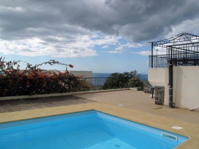 Villa mit Pool in Calheta MAD-033 Poolansicht