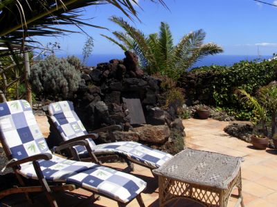 Ferienhaus Lanzarote mit beheiztem Pool und Meerblick