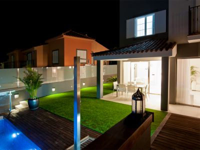 Gran Canaria Villa G-520 Hausansicht bei Nacht