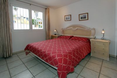 Teneriffa Nord Villa TFN-040 Schlafzimmer mit Doppelbett