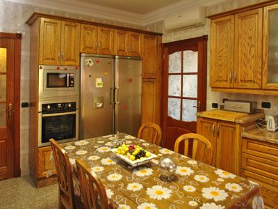 Villa Teneriffa TFS-113 Küche mit großem Kühlschrank