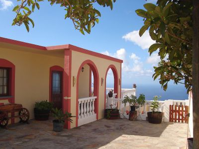 Ferienhaus La Palma - stilvoll mit Meerblick