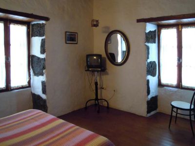 El Hierro Ferienhaus H-075 Schlafzimmer TV