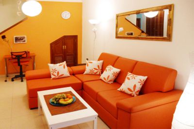 Teneriffa Ferienhaus TFS-131 Wohnzimmer Couch