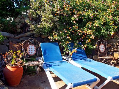 P-191 Ferienhaus Terrasse Sonnenliegen