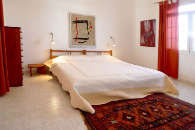 Lanzarote Villa L-046 Schlafzimmer mit Doppelbett
