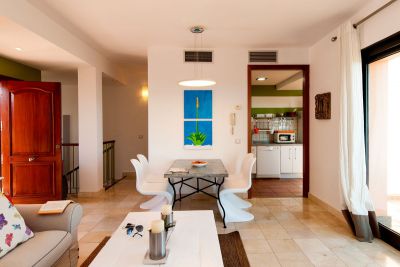 Villa Gran Canaria G-455 Wohnraum miot Blick in die Küche