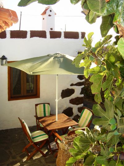 Ferienhaus El Hierro H-030 Sitzecke im Garten