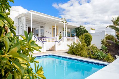 Villa Lanzarote mit beheiztem Pool