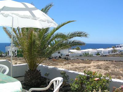 Lanzarote Ferienhaus zweite Terrasse mit Meerblick L-167