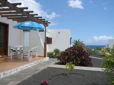 L-169 Ferienhaus Lanzarote Terrasse mit Meerblick