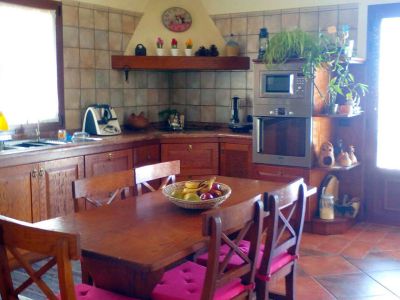 Ferienhaus Lanzarote Küche mit Esstisch / L-110
