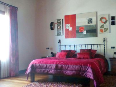 Ferienhaus Lanzarote Schlafzimmer mit großem Doppelbett Bild 2 / L-110