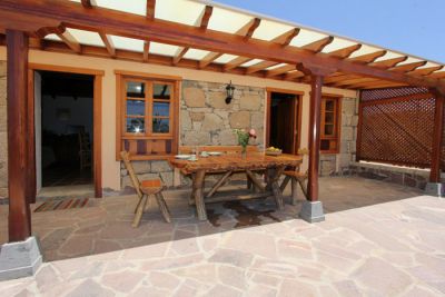 TFS-165 Kleine Finca Teneriffa - Terrasse Mit Tisch 2