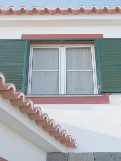 Villa Madeira 052 madeirensisches Fenster