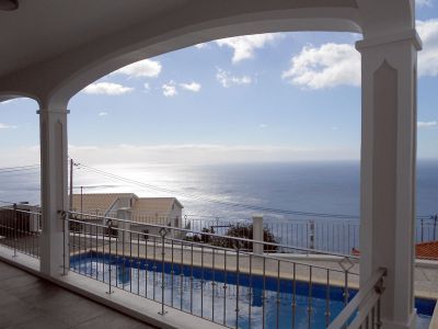 Kleine Villa Madeira MAD-057 Pool und Meerblick