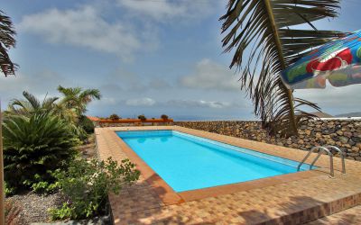 Ferienhaus La Palma Pool P-100 Poolansicht