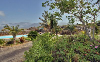 Ferienhaus La Palma Pool P-100 Poolansicht aus der Ferne