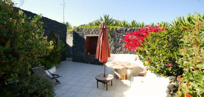 Romantisches Ferienhaus Lanzarote L-200 Terrasse komplett