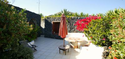 Romantisches Ferienhaus Lanzarote L-200 Terrasse komplett