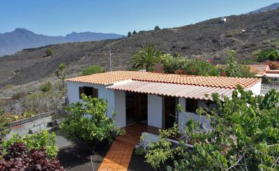 Kleines Ferienhaus La Palma Blick auf das Haus 1 P-065