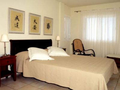 EL HIERRO - Ferienhaus H-092 Schlafzimmer mit Doppelbett 