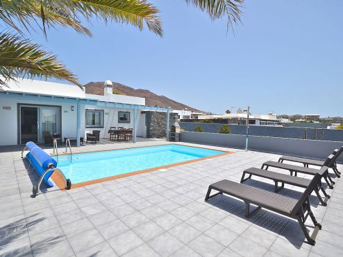 Villa  in Playa Blanca L-023 mit beheiztem Pool