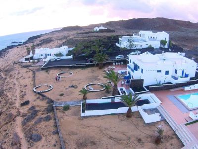 Lanzarote - Ferienwohnung Hausansicht 1 L-166