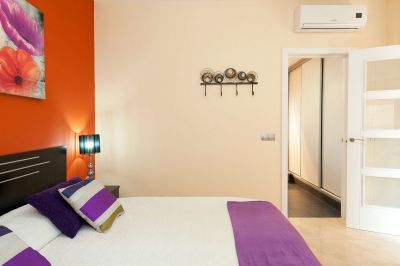 G-099 Moderne Villa Gran Canaria Schlafzimmer mit Doppelbett links