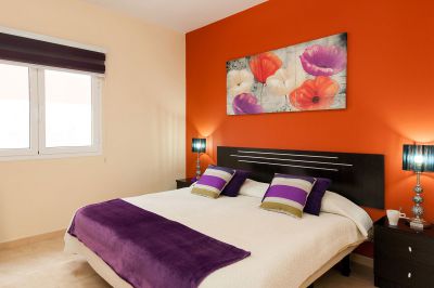G-099 Moderne Villa Gran Canaria Schlafzimmer mit Doppelbett rechts