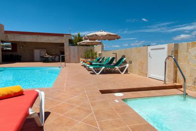 G-099 Moderne Villa Gran Canaria Pool und Jacuzzi