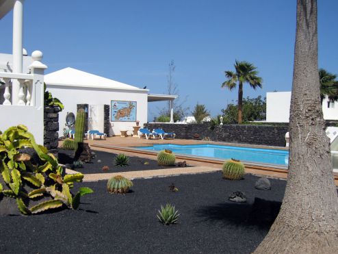 Lanzarote Kleine Ferien Villa mit Pool L-186