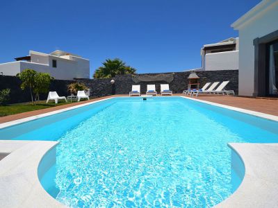 Villa Playa Blanca / großer beheizter Pool L-020